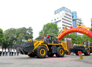 中國最大裝載機CLG8128H出口蒙古　大國重器彰顯柳工實力