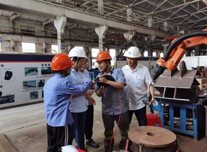 迸發“她”力量 綻放“巾幗紅” | 柳工獲批首個自治區總工會女職工創新工作室