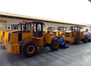 公司成功拿下中老鐵路某標段土方施工設備訂單：中老鐵路施工忙　柳工產品賣得俏